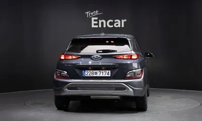 Hyundai Kona 2021, 65820 км, за 12143.89 USD