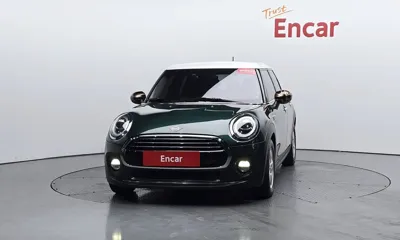 MINI Cooper 2019, 62271 км, за 8923.86 USD