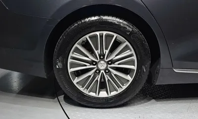 Hyundai Grandeur 2018, 238259 км, за 7469.28 USD