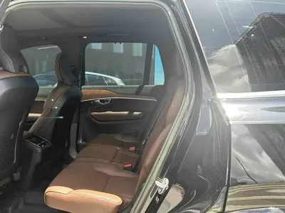 Volvo XC90 2023, 49000 км, за 36565.16 USD