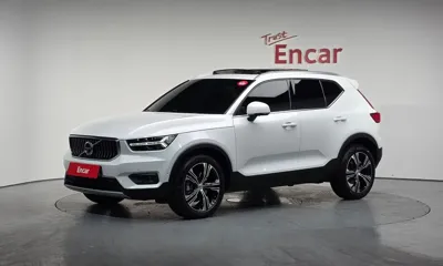 Volvo XC40 · 2021 год