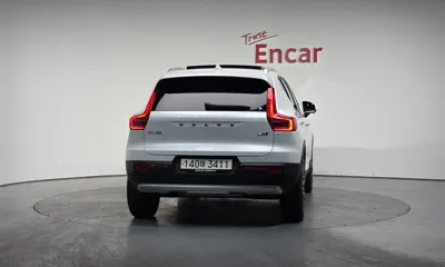 Volvo XC40 2021, 37307 км, за 20198.66 USD