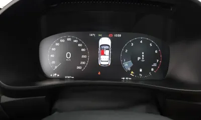 Volvo XC40 2021, 37307 км, за 20198.66 USD - фото 8