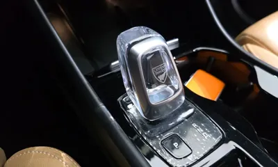 Volvo XC40 2021, 37307 км, за 20198.66 USD - фото 9
