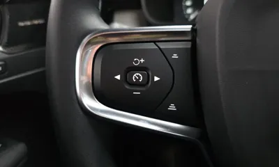 Volvo XC40 2021, 37307 км, за 20198.66 USD - фото 19