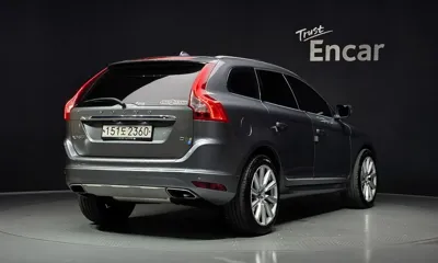 Volvo XC60 2017, 136608 км, за 8008.4 USD
