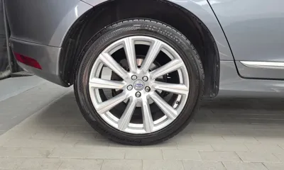 Volvo XC60 2017, 136608 км, за 8008.4 USD