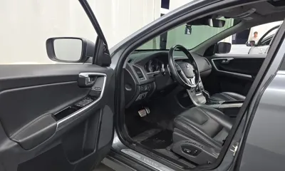 Volvo XC60 2017, 136608 км, за 7947.89 USD - фото 10