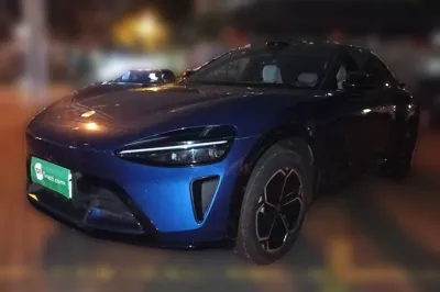 Xiaomi Auto YU7 · 2025 год