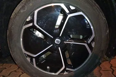 Xiaomi Auto YU7 2025, 15800 км, за 35532 USD - фото 8