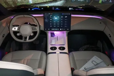 Xiaomi Auto YU7 2025, 15800 км, за 35532 USD - фото 9