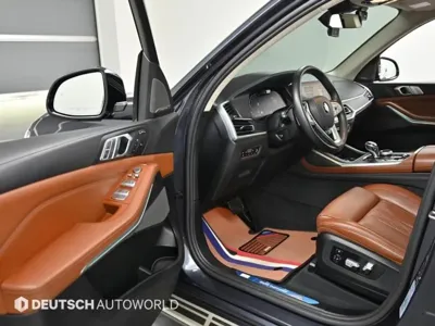 BMW X7 2020, 49074 км, за 46866.77 USD - фото 11