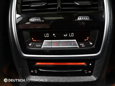 BMW X7 2020, 49074 км, за 46866.77 USD - фото 16