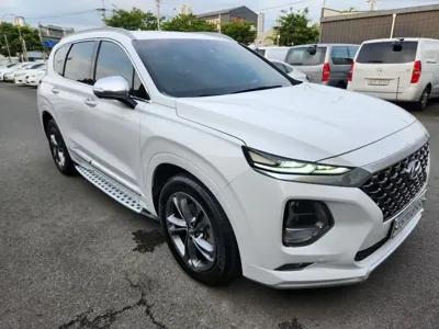 Hyundai Santafe 2020, 54868 км, за 15426.02 USD