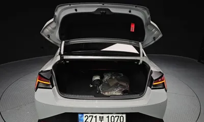 Hyundai Avante 2022, 36445 км, за 16082.45 USD - фото 20