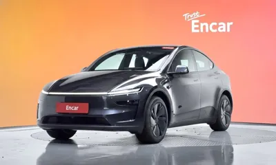 Tesla Model Y · 2026 год