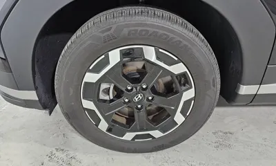 Hyundai Santafe 2025, 7858 км, за 20060.85 USD