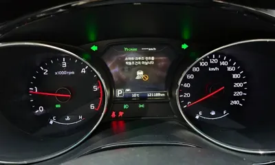 Kia Canival 2018, 121189 км, за 7483.26 USD - фото 8