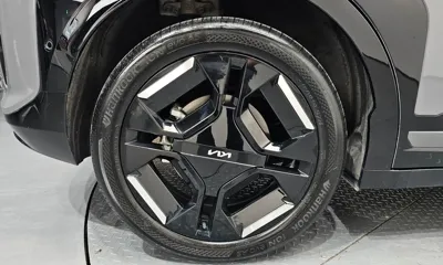 Kia EV3 2025, 27388 км, за 25696.09 USD
