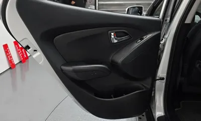 Hyundai Tucson 2013, 145817 км, за 3216.49 USD - фото 25