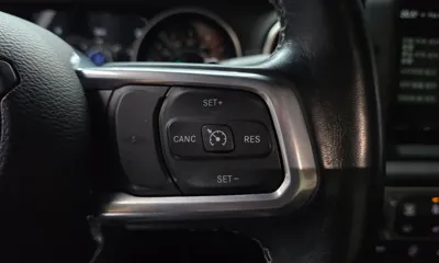 Jeep Wrangler 2021, 59517 км, за 23959.56 USD - фото 18