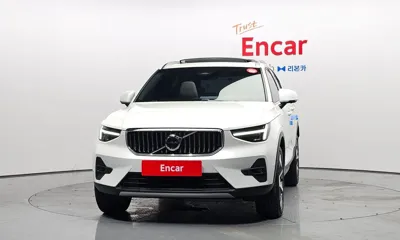 Volvo XC40 2025, 20294 км, за 27697.01 USD