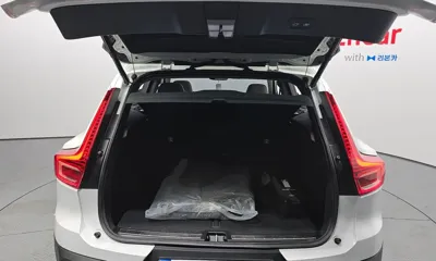 Volvo XC40 2025, 20294 км, за 27504.27 USD - фото 20
