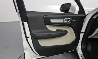 Volvo XC40 2025, 20294 км, за 27504.27 USD - фото 24