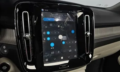 Volvo XC40 2025, 20294 км, за 27504.27 USD - фото 28