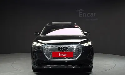 Audi Q4 e-tron 2022, 119596 км, за 20350.18 USD