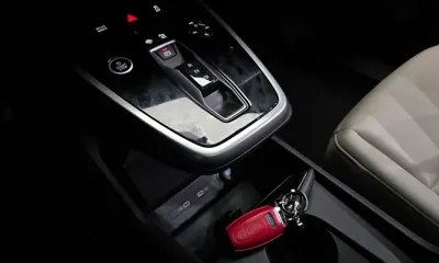 Audi Q4 e-tron 2022, 119596 км, за 20350.18 USD - фото 9
