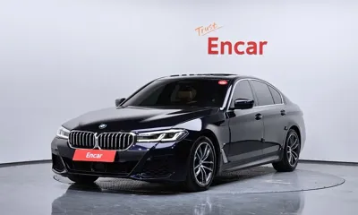 BMW 5-Series · 2023 год