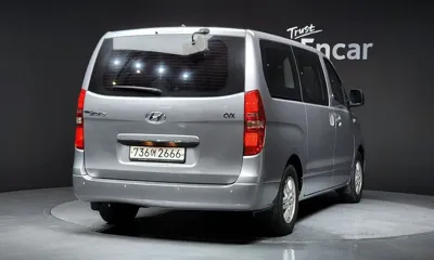 Hyundai Starex 2018, 101005 км, за 8484.61 USD