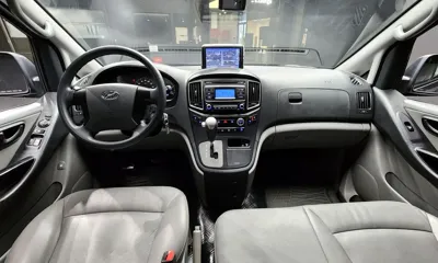 Hyundai Starex 2018, 101005 км, за 8484.61 USD - фото 7