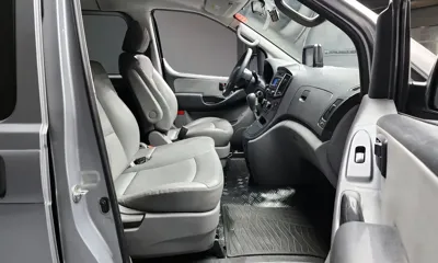 Hyundai Starex 2018, 101005 км, за 8484.61 USD - фото 10