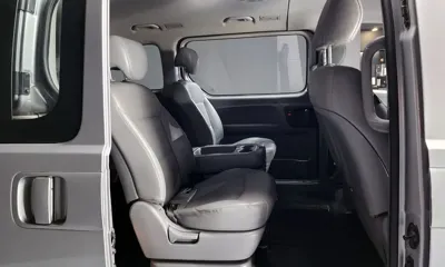 Hyundai Starex 2018, 101005 км, за 8484.61 USD - фото 13