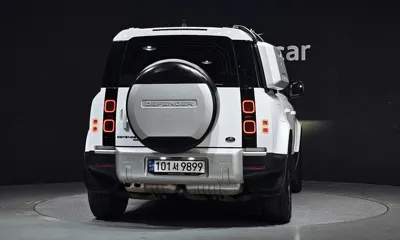 Land Rover Defender 2022, 108825 км, за 42579.46 USD