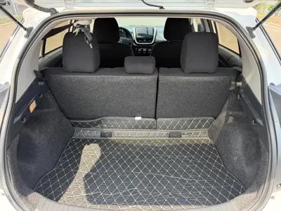 Toyota Yaris L 2019, 72000 км, за 5709.13 USD - фото 10