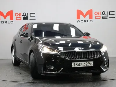 Kia K7 2017, 174110 км, за 5056.85 USD