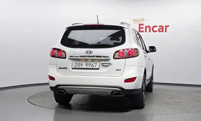 Hyundai Santafe 2012, 187938 км, за 2822.63 USD