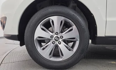 Hyundai Santafe 2012, 187938 км, за 2822.63 USD