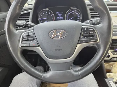 Hyundai Avante 2016, 104000 км, за 5448.34 USD - фото 13