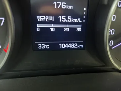 Hyundai Avante 2016, 104000 км, за 5448.34 USD - фото 14