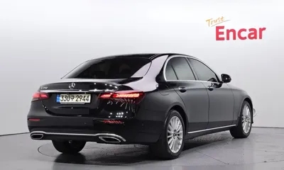 Mercedes-Benz E-Class 2021, 52154 км, за 23337.44 USD