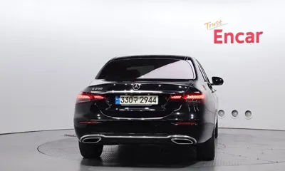 Mercedes-Benz E-Class 2021, 52154 км, за 23337.44 USD