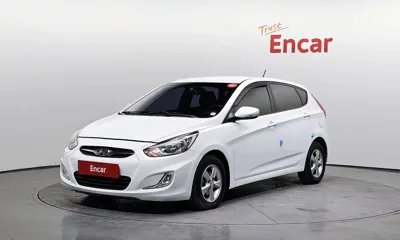 Hyundai Accent · 2012 год