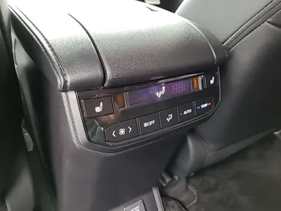 Toyota Highlander 2025, 2064 км, за 43554.56 USD - фото 16