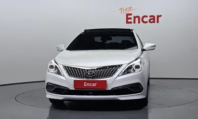 Hyundai Grandeur 2016, 124891 км, за 5846.03 USD