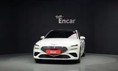 Genesis G70 2025, 7435 км, за 24442.56 USD
