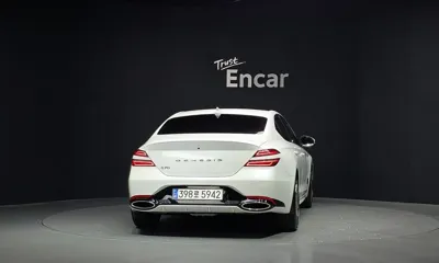 Genesis G70 2025, 7435 км, за 24442.56 USD